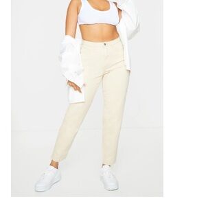 Classic Women’s Sand/Beige Mom Jeans